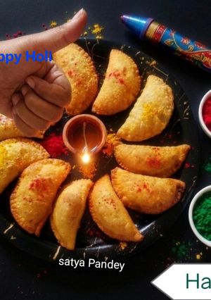 ड्राई फ्रूट्स गुजिया रेसिपी मुख्य फोटो