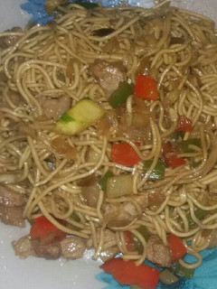 Una foto de Fideos chinos estilo juanillo