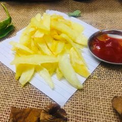 A picture of French Fries.
