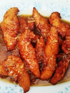 Una foto de Pollo en salsa de ajo