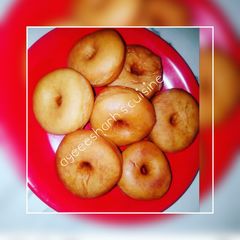 A picture of Doughnurts.