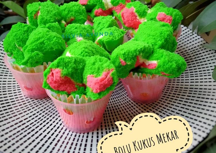 Bolu Kukus Mekar Motif Semangka