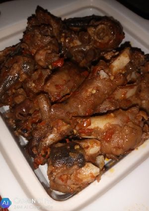 A picture of Peppered ram head.