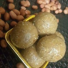 Peanut Ladoo A picture of Peanut Ladoo.