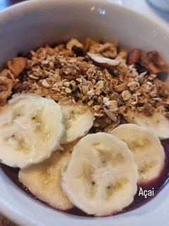 Foto de Açaí com Banana e Granola
