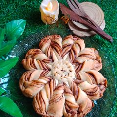 Nutella Star Bread A picture of Nutella Star Bread.
