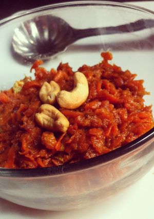 A picture of Super easy gajar ka halwa without any khoya!.