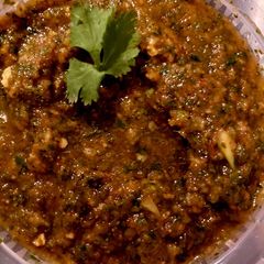 A picture of Chutney hari bhari.