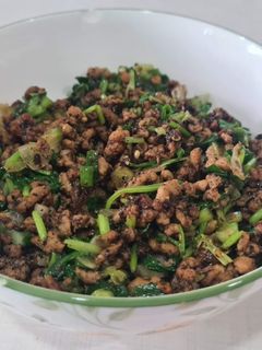 Una foto de 🇹🇭 Laarb muu (ลาบหมู) 🇹🇭