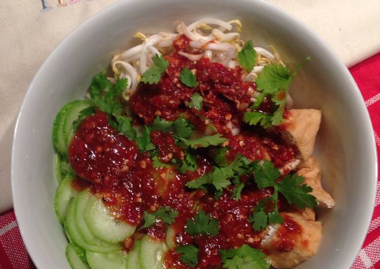 Bumbu Cucumber Beansprout Salad - Reuceuh | Bahan Membuat Cucumber Beansprout Salad - Reuceuh Yang Paling Enak