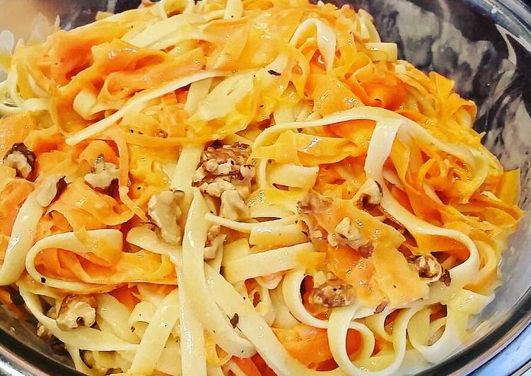 Easiest Way to Prepare Perfect Spring Carrot &amp; Fettuccine Noodles