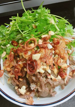 Hình của món Bún bò nam bộ.