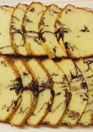 A picture of Chocolate Marble Tea Cake ☕🥧🥧☕.