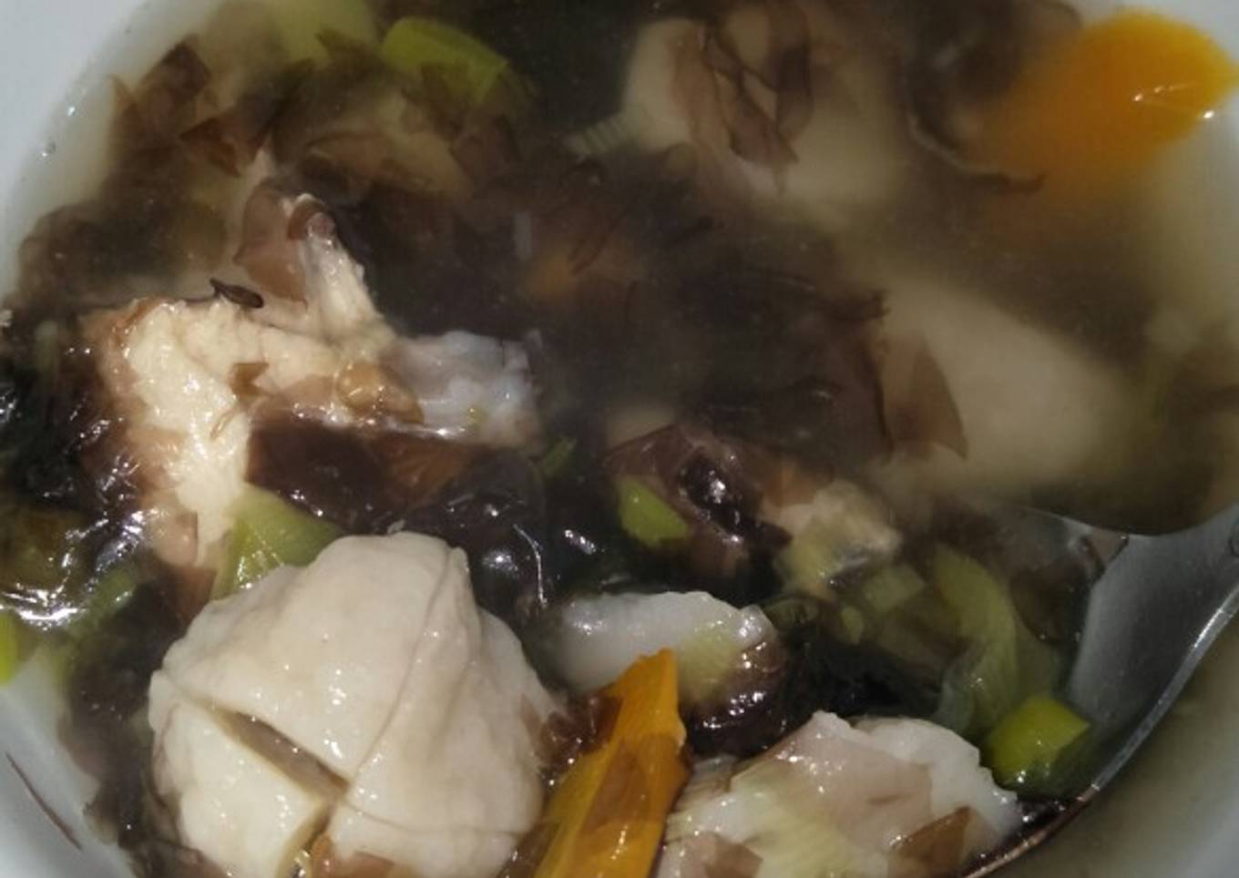 Sup bakso ayam with seaweed