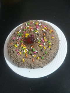 डेरी मिल्क चॉकलेट केक (Dairy milk chocolate cake recipe in Hindi) रेसिपी मुख्य फोटो