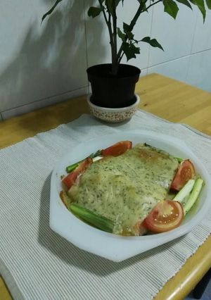 Foto principal de Salmón al horno con pesto y verduras