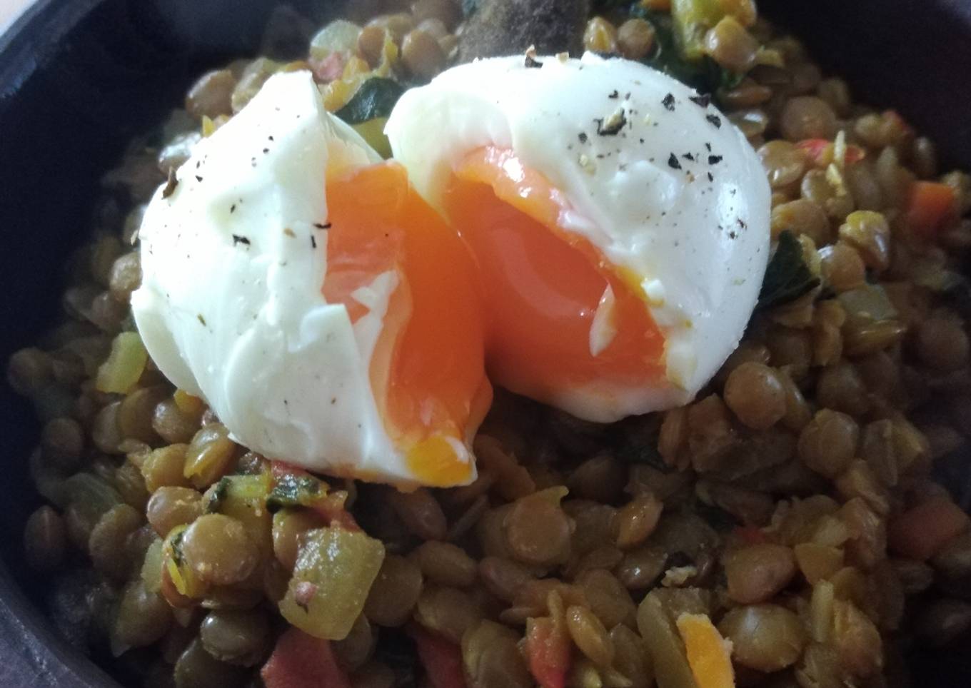 Guiso de Lentejas con callampas secas