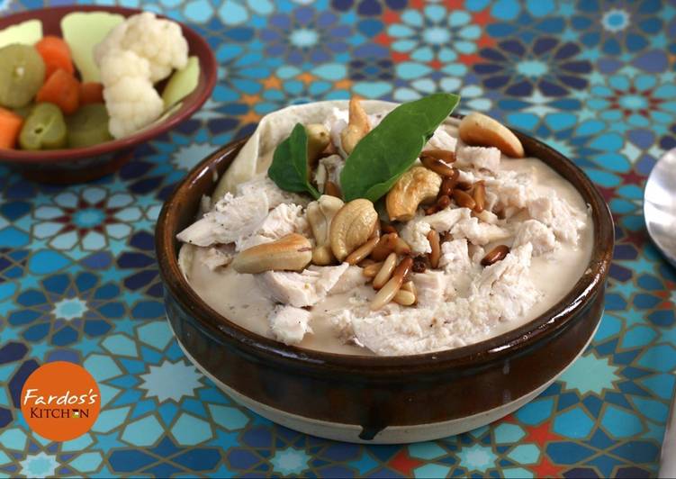 فتة الدجاج