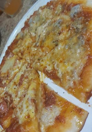 Una foto de Pizza ITALIANA 💣💣💥💥