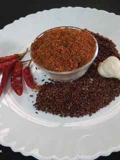 जवसाची चटणी (javasachi chutney recipe in marathi) रेसिपी चे मुख्य फोटो