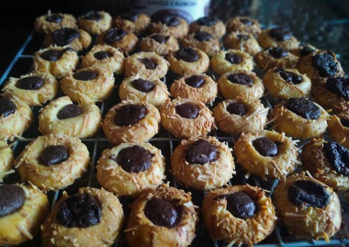 Thumbprint cookies