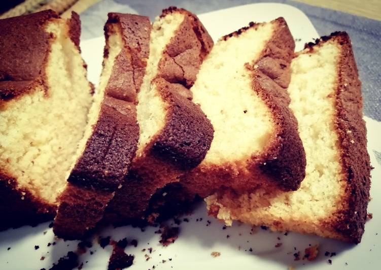 Bizcocho de chocolate blanco