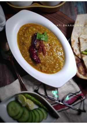 ছোলার ডালের তড়কা(Chholar daler tadka recipe in Bengali) রেসিপির প্রধান ছবি