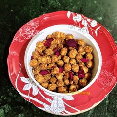 Gud Makhana/ Fox nuts with Jaggery A picture of Gud Makhana/ Fox nuts with Jaggery.