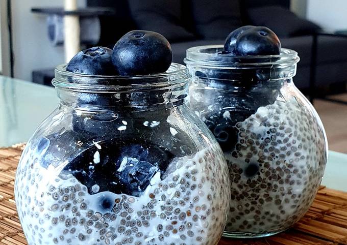 Steps to Prepare Super Quick Homemade Chia pudding: Blueberries &amp; coconut 🥥💙