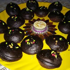 A picture of Baby chocolate Cakes in Appe Pan.