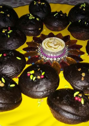 A picture of Baby chocolate Cakes in Appe Pan.