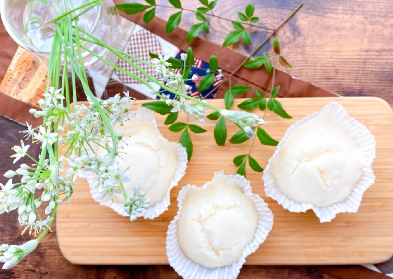 Japanese White Steamed Bread (蒸しパン)