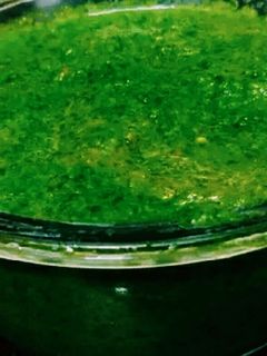 धनिया पुदीना चटनी (dhaniya pudina chutney recipe in Hindi) रेसिपी मुख्य फोटो