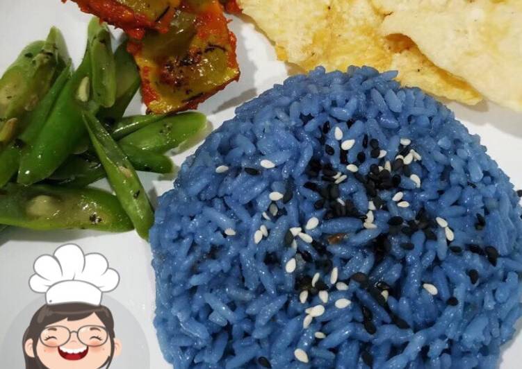 Nasi Uduk Bunga Telang Vegan alaMetut 👩‍🍳