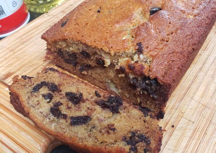 Recipe of Ultimate Chocolate chunk banana bread