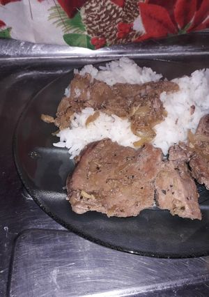 Una foto de Hígado encebollado