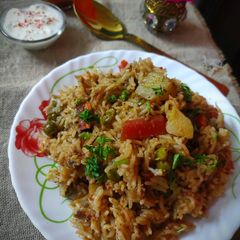A picture of Subz Biryani.