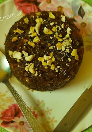 कच्चे पपीते का टेस्टी हलवा(Kacche papite ka tasty halwa recipe in Hindi) रेसिपी मुख्य फोटो