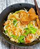 麵輪蔬菜炒麵  胡蘿蔔