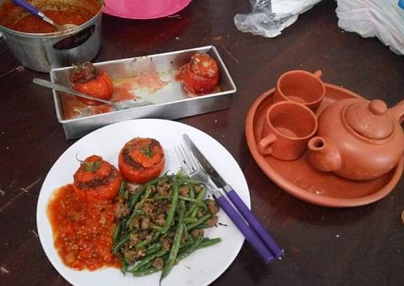 Tomate Farcie (tomat isi daging)