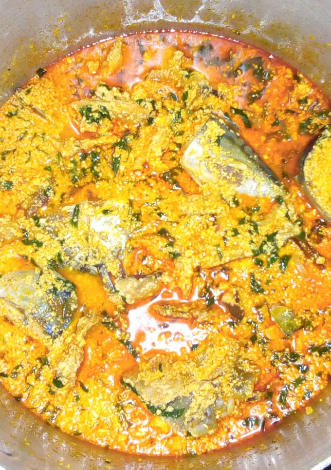 A picture of How to make Egusi soup (melon).