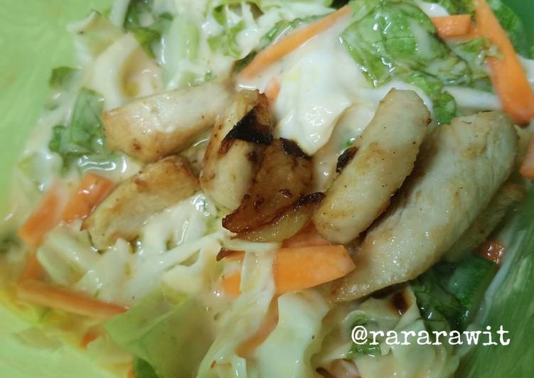 Langkah Mudah Membuat Chicken Salad Lezat Sekali