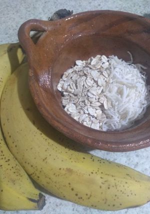 Una foto de Licuado de plátano y coco 🥤😉