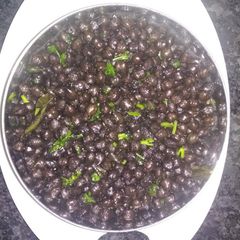 A picture of Spicy black chola.