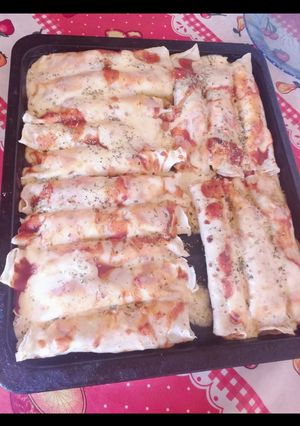 Una foto de Canelones de pollo
