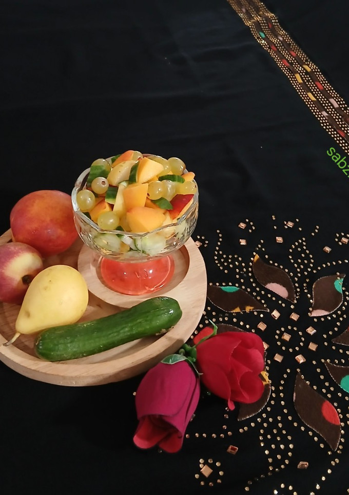 عکسی از دستور سالاد میوه های تابستانی
