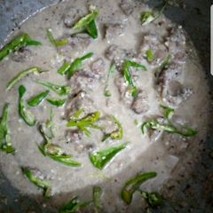 A picture of Mutton white karahii.
