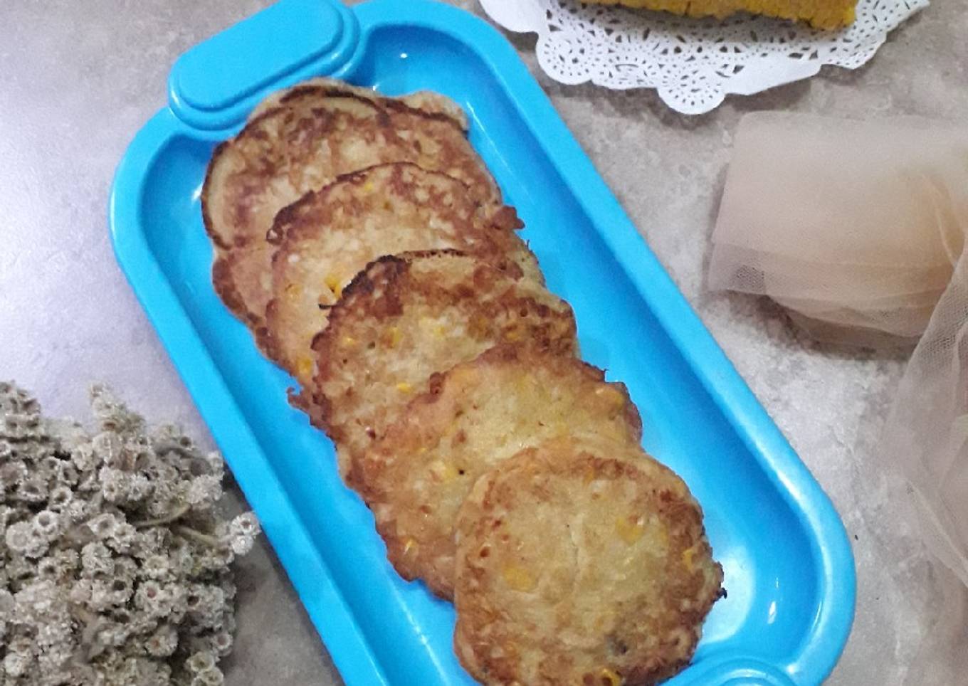 Cheese corn fritters