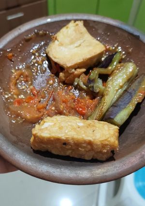 Foto resep Sambel penyet 3T (terong, tahu, tempe)