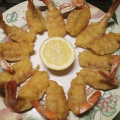 A picture of Spicy butterflied prawns.